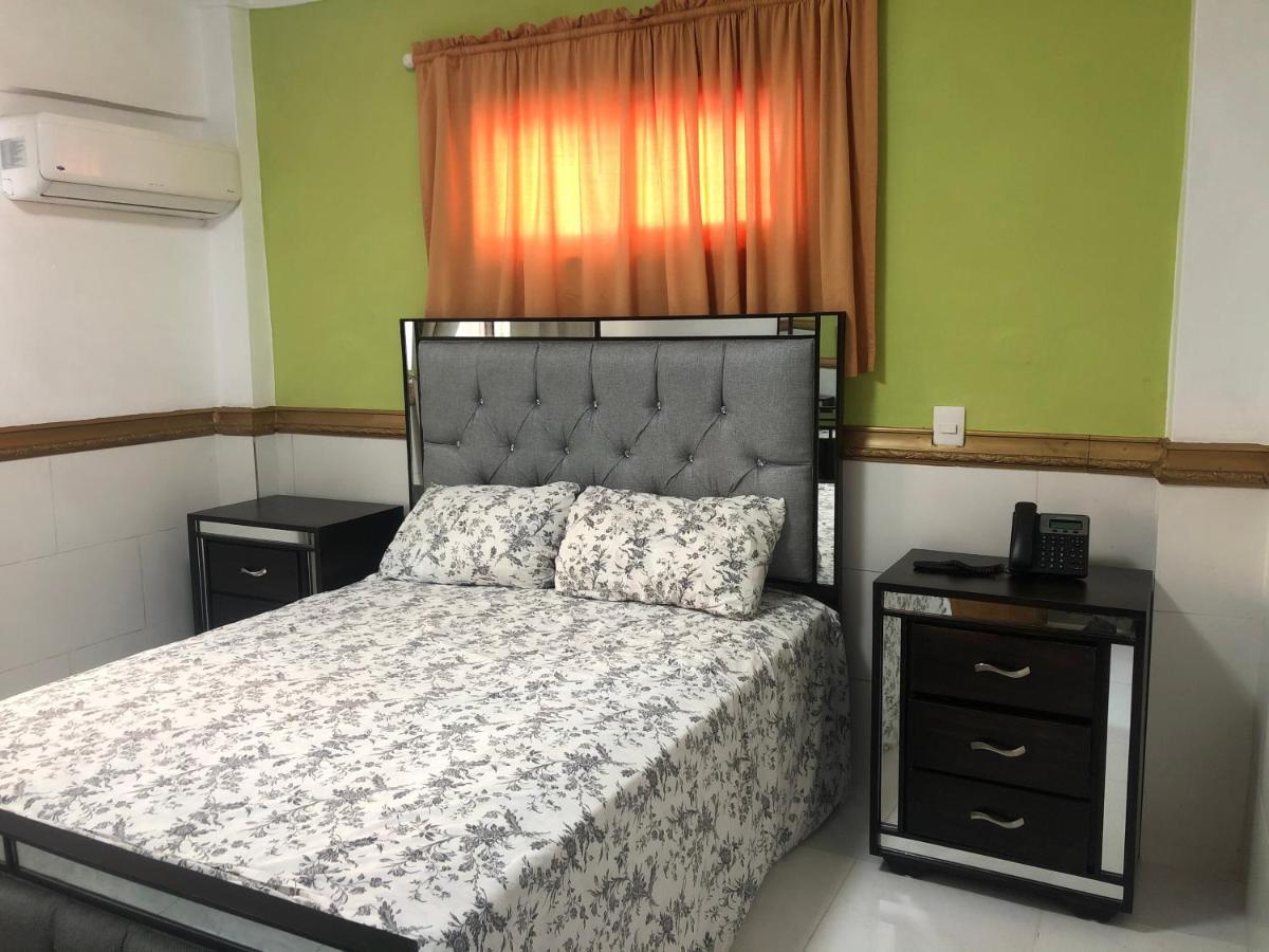 Hotel La Casona Dorada سانتو دومينجو المظهر الخارجي الصورة