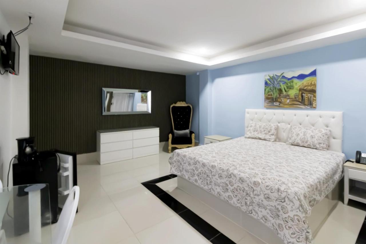 Hotel La Casona Dorada سانتو دومينجو المظهر الخارجي الصورة